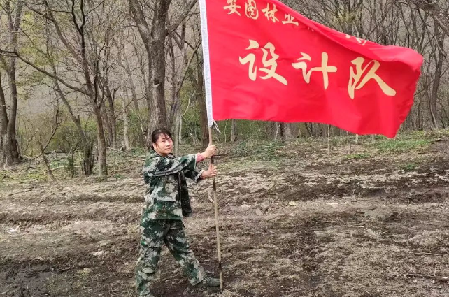 助人为乐 爱心奉献 用爱温暖生活点滴.png