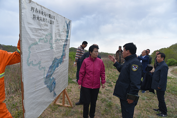 14-了解边境防火隔离带相关情况.jpg