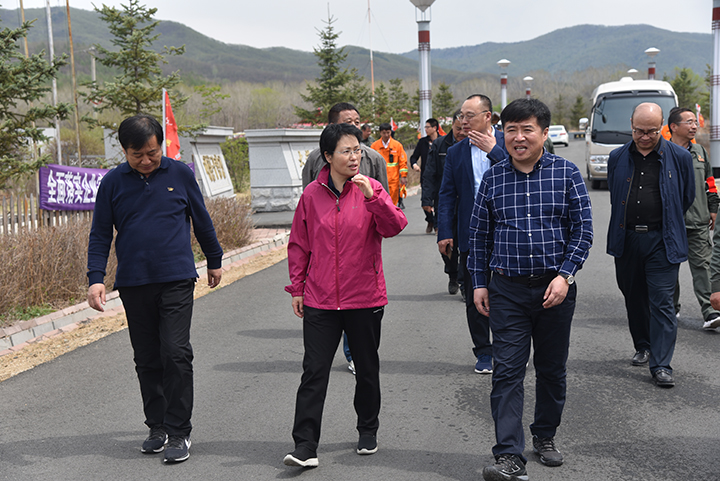 27-督导组对珲春林业局在森防工作中的做法给予高度评价.jpg