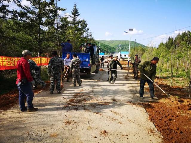 印象长白山森工：清洁行动让林区美丽 环境整治为职工谋福