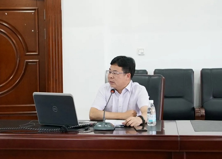 5集团党委委员、常务副总裁邓流生讲授《推进绿色转型 打造山水产业》.webp.jpg