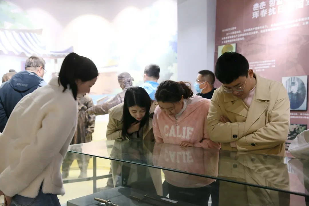 长白山森工成功举办长白山重点国有林区绿色转型发展高级研修班