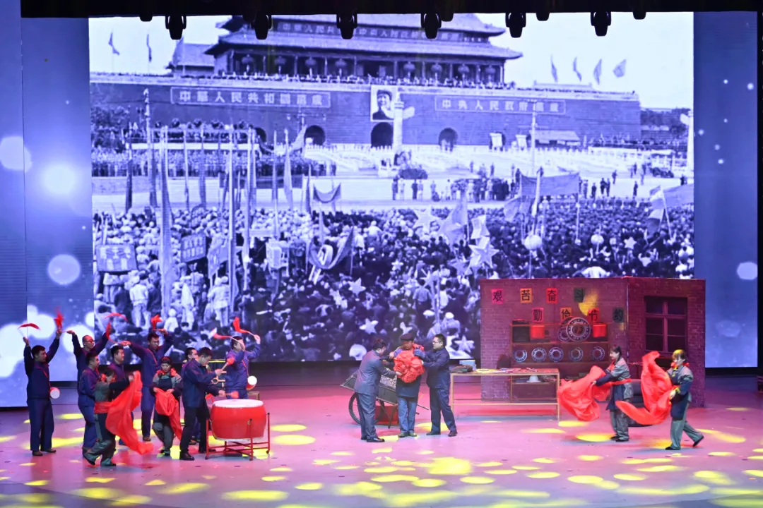 长白山森工集团隆重召开庆祝中国共产党成立100周年表彰大会